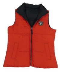 Červená šusťáková oboustranná zateplená vesta s nášivkou Esprit