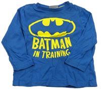 Modré triko s Batmanem 