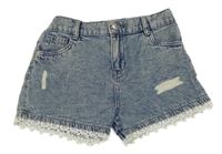 Modré plísňové riflové kraťasy s prošoupáním a krajkovými květy F&F