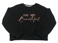 Černá crop mikina s nápisem Matalan