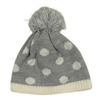Šedá třpytivá puntíkatá čepice s bambulí