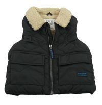 Černá šusťáková zateplená vesta s huňatým límcem F&F