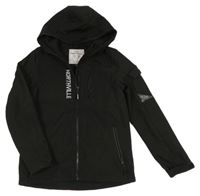 Černá softshellová bunda s nápisem a kapucí C&A