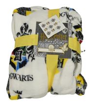 Nové - Bílá plyšová deka s erby - Harry Potter Primark