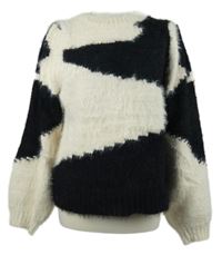 Nové - Dámský černo-bílý vzorovaný chlupatý svetr Vila 