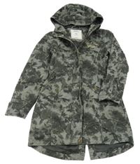 Khaki květinová plátěná jarní parka s flíčky a kapucí 