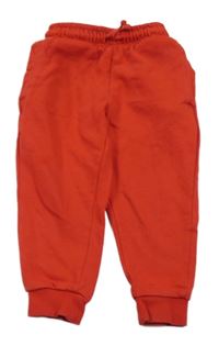 Červené tepláky Tu