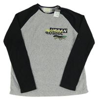 Nové - Šedo-černé fleecová mikina s nápisem a skateboardem Primark