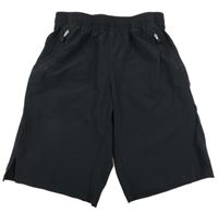 Černé sportovní kraťasy Decathlon