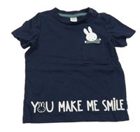 Tmavomodré tričko s králíčkem a nápisy C&A