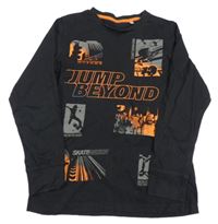 Černé triko se skejťáky a nápisem C&A