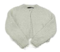 Bílé chlupaté propínací svetrové bolérko s flitry George