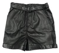 Černé koženkové sukňové kraťasy s páskem Primark