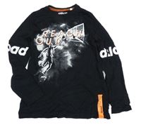 Černé triko s basketbalistou C&A