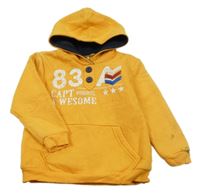 Hořčicová mikina s číslem a kapucí