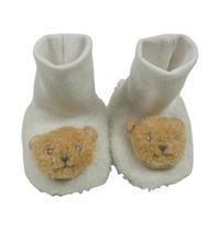 Bílé chlupaté capáčky s medvídky 