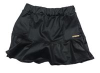 Černá sportovní sukně se všitými kraťasy