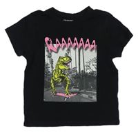 Černé tričko s dinosaurem na skatu Primark