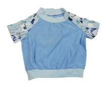 Světlemodré tričko s lamami a kaktusy 