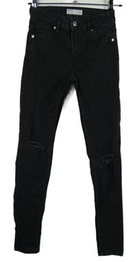 Dámské černé skinny rifle s dírami zn. Bershka 