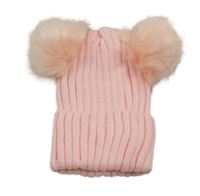 Světlerůžová čepice s bambulemi