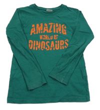 Tmavozelené triko s nápisem 