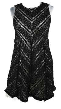 Dámské černo-bílé krajkové šaty Mela Loves London 