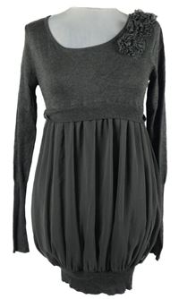 Dámská tmavošedá pleteno-šifonová tunika s květy 