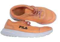 Světleoranžovo-bílé ultralehké botasky s logem Fila vel. 34