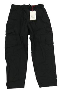 Černé cargo crop kalhoty ZARA