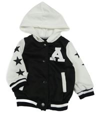 Černo-bílá baseballová mikina s písmenkem a hvězdičkami a kapucí