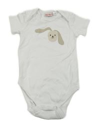 Bílé body s pejskem