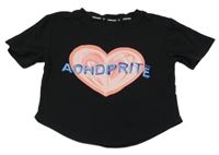 Černé crop tričko se srdcem 
