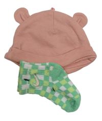 2set - Světlerůžová čepice s oušky + zeleno-bílé kostkované ponožky 
