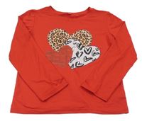 Červené triko se srdíčky