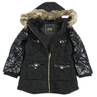 Černá šusťáková zateplená bunda s lesklými prvky s kapucí s kožešinou River Island