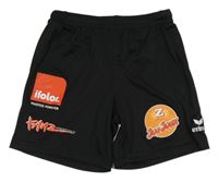 Černé sportovní kraťasy s nápisy Erima 