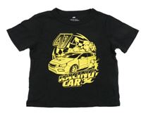 Černé tričko s autem a číslem a nápisy H&M