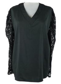 Dámská černá halenka s krajkovými rukávy 