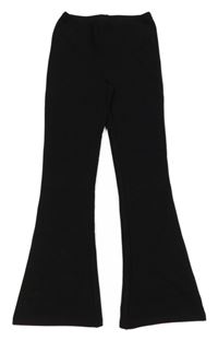 Černé flare legíny Stradivarius