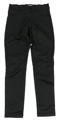 Černé koženkové kalhoty F&F