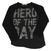 Antracitovo-černé triko s nápisem H&M