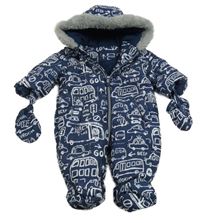 Tmavomodrá prošívaná šusťáková zimní kombinéza s auty a hasiči a kapucí s kožešinou + rukavice George