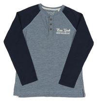 Modro-tmavomodré triko s nápisem C&A