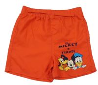 Červené plážové kraťasy s Mickeym a kamarády Primark
