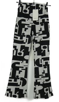 Nové - Dámské šedo-černé vzorované flare kalhoty Bershka 