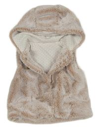 Bílo-růžová kožešinová zateplená vesta s kapucí Nutmeg