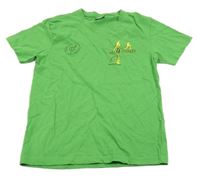 Zelené tričko s nápisem 