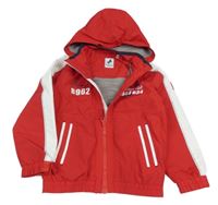 Červeno-bílá šusťáková jarní bunda s číslem a kapucí C&A