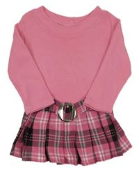 Růžová svetrová tunika s kostkovaným prvkem a páskem 